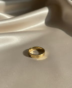 Calla gold plated band ring