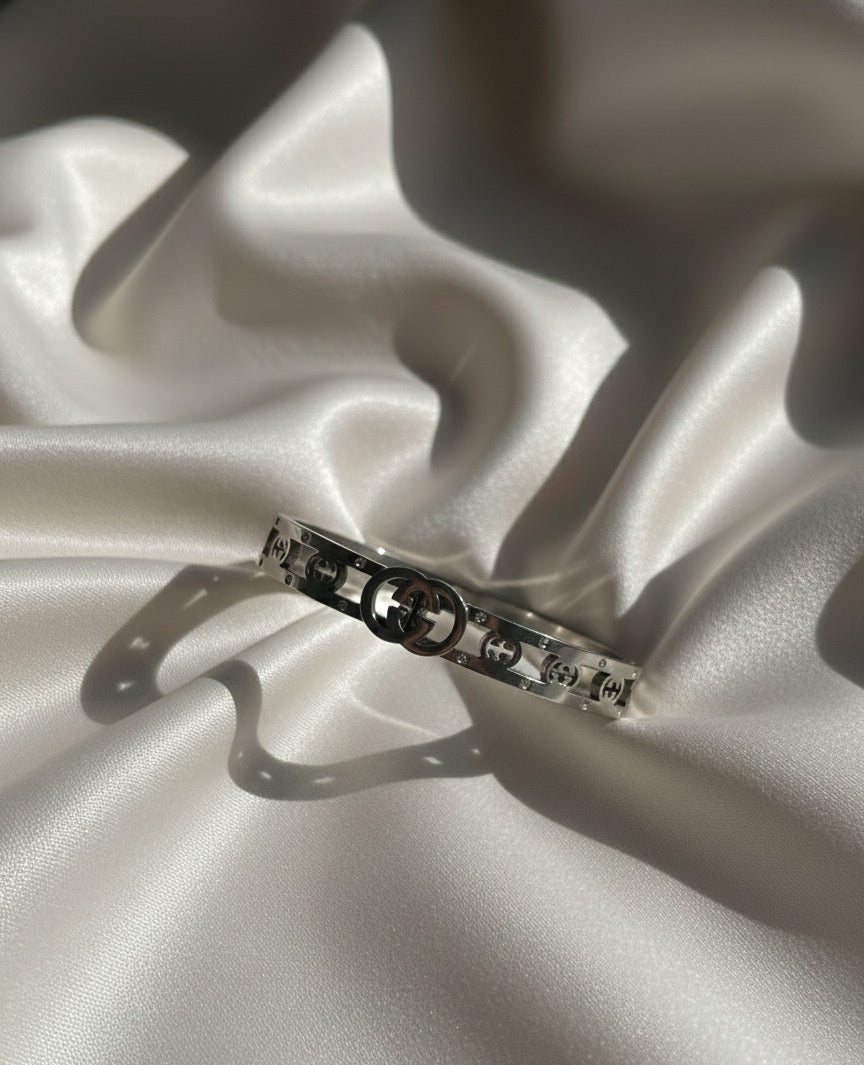 Camellia stainless steel bangle