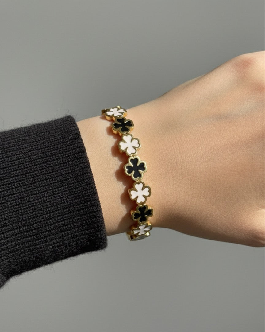 Black and white clover bangle