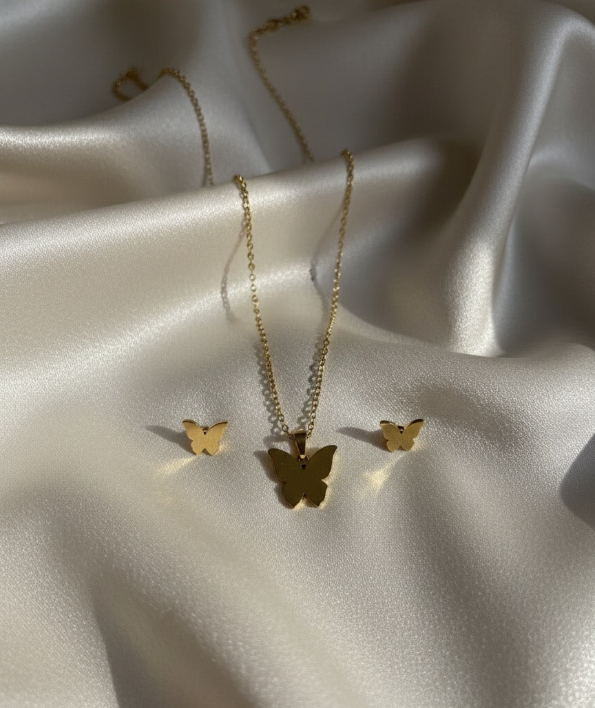 Butterfly pendant with earrings