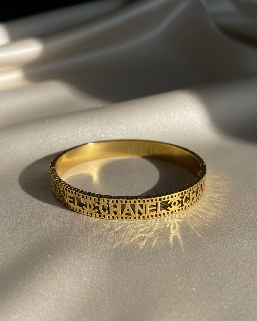 Wisteria gold plated bangle