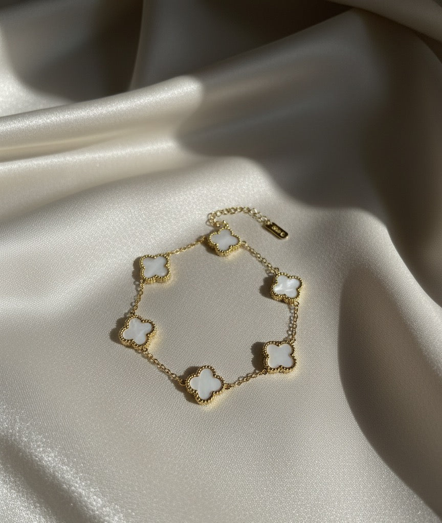 White clover  bracelet