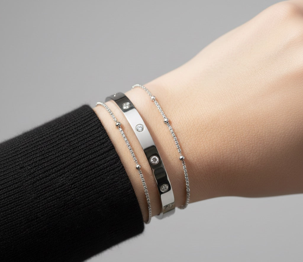 Azalea stainless steel bangle